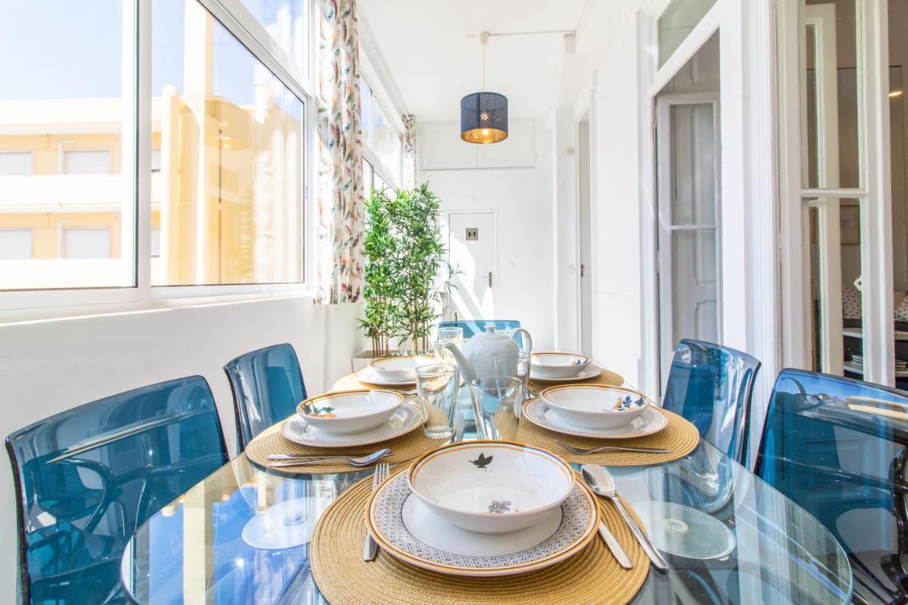 Guesthouse Liberdade - 7 Bedroom Apartment Lisbon Exterior photo