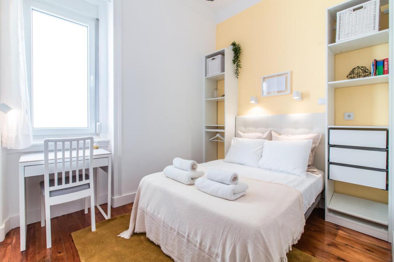 Guesthouse Liberdade - 7 Bedroom Apartment Lisbon Exterior photo