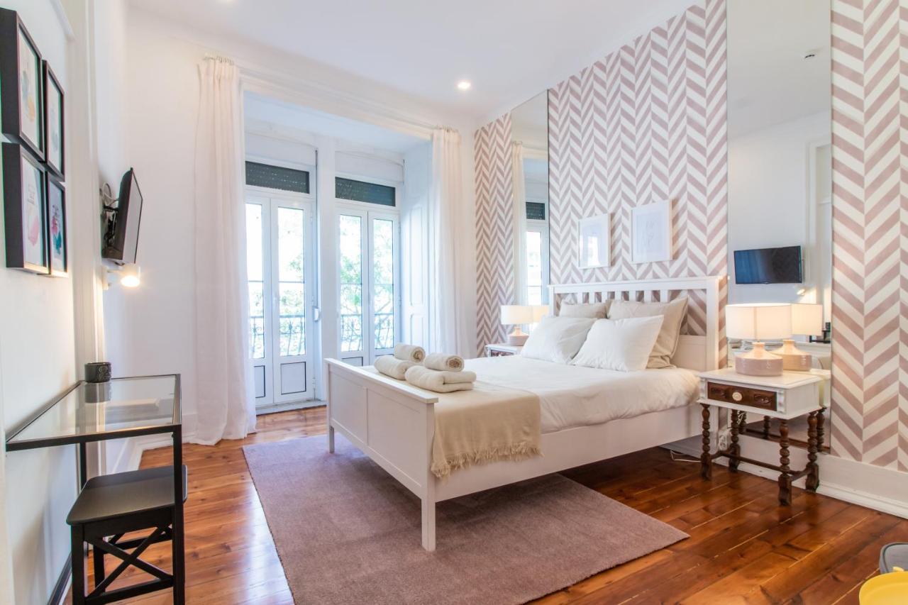 Guesthouse Liberdade - 7 Bedroom Apartment Lisbon Exterior photo