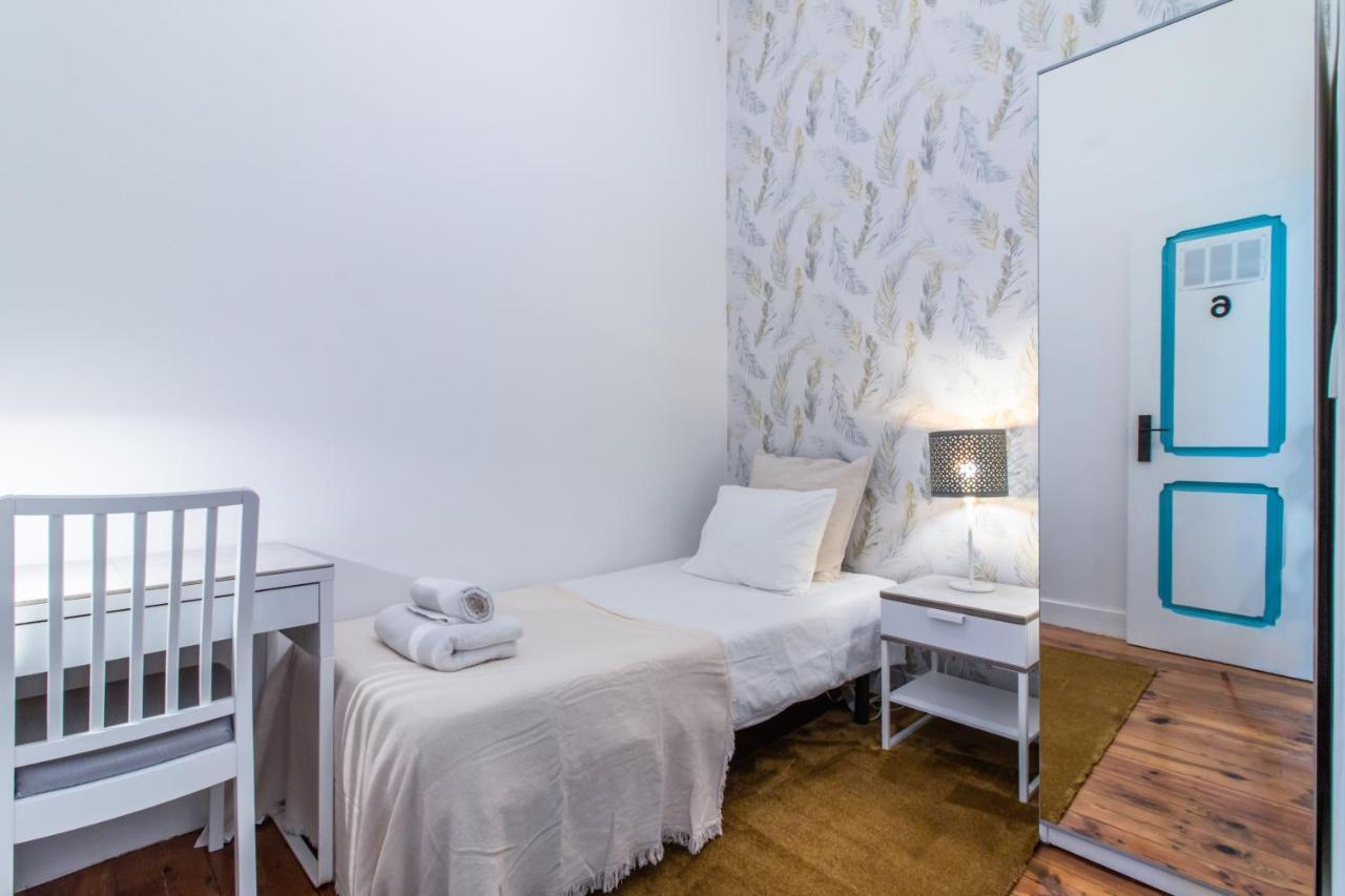 Guesthouse Liberdade - 7 Bedroom Apartment Lisbon Exterior photo