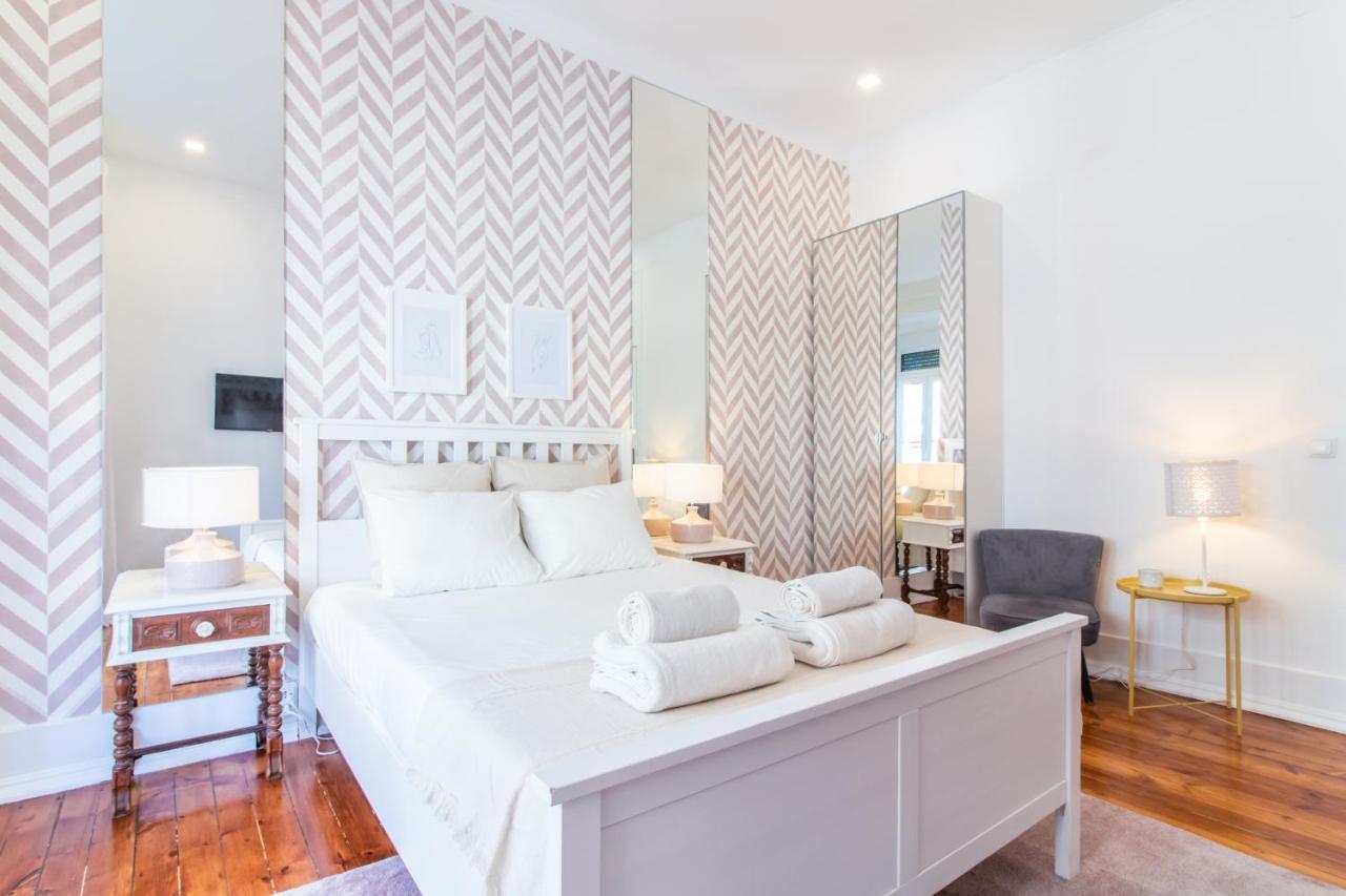Guesthouse Liberdade - 7 Bedroom Apartment Lisbon Exterior photo