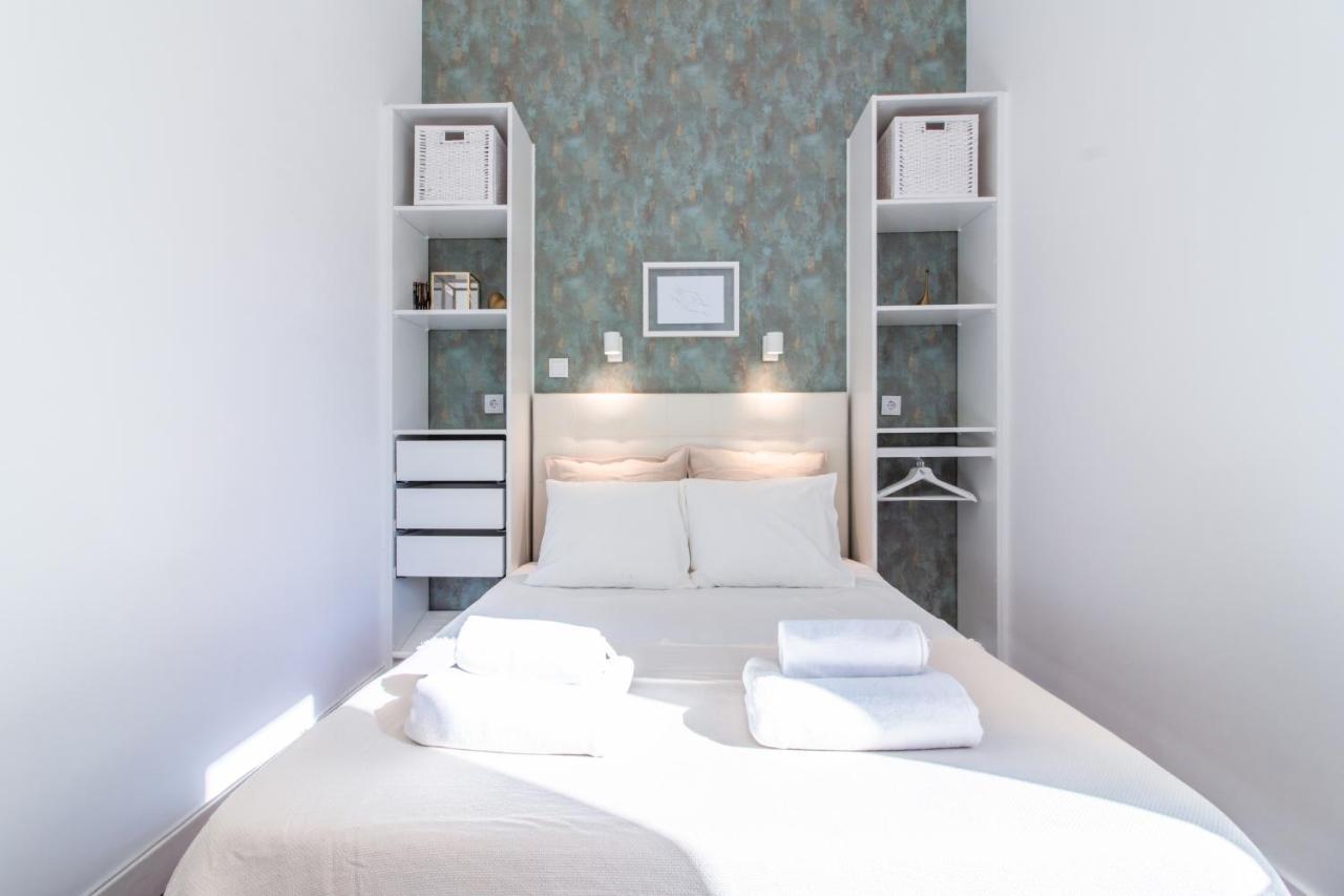 Guesthouse Liberdade - 7 Bedroom Apartment Lisbon Exterior photo