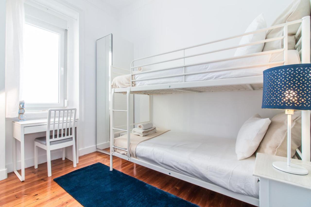Guesthouse Liberdade - 7 Bedroom Apartment Lisbon Exterior photo